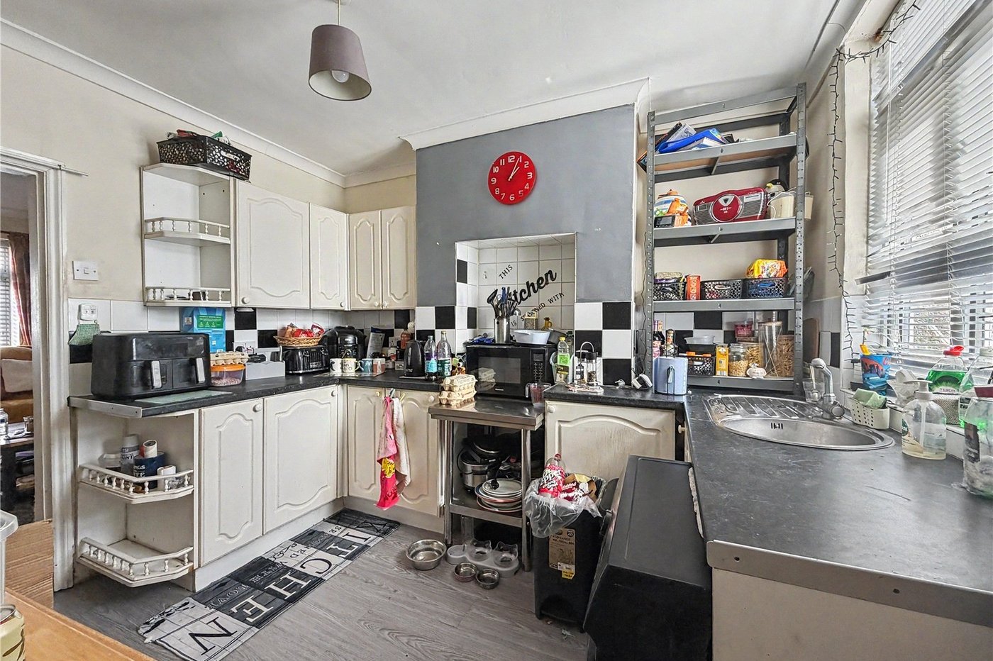 2 bedroom house for sale in Gillingham | Robinson Michael & Jackson