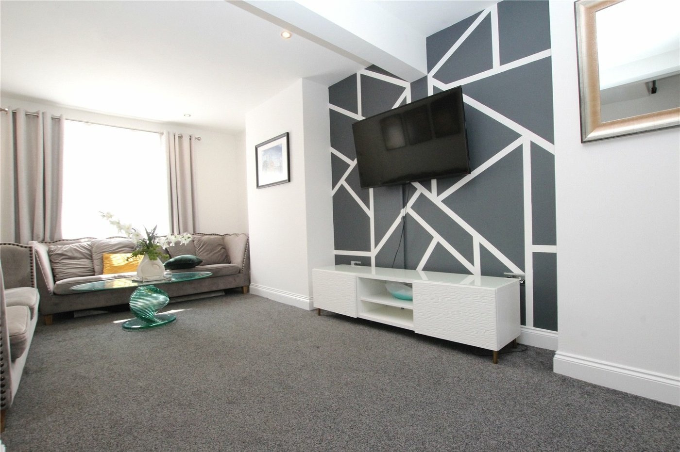 2 bedroom house for sale in Woolwich | Robinson Jackson