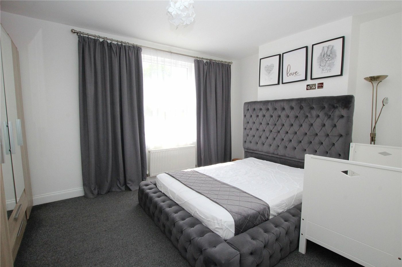 2 bedroom house for sale in Woolwich | Robinson Jackson