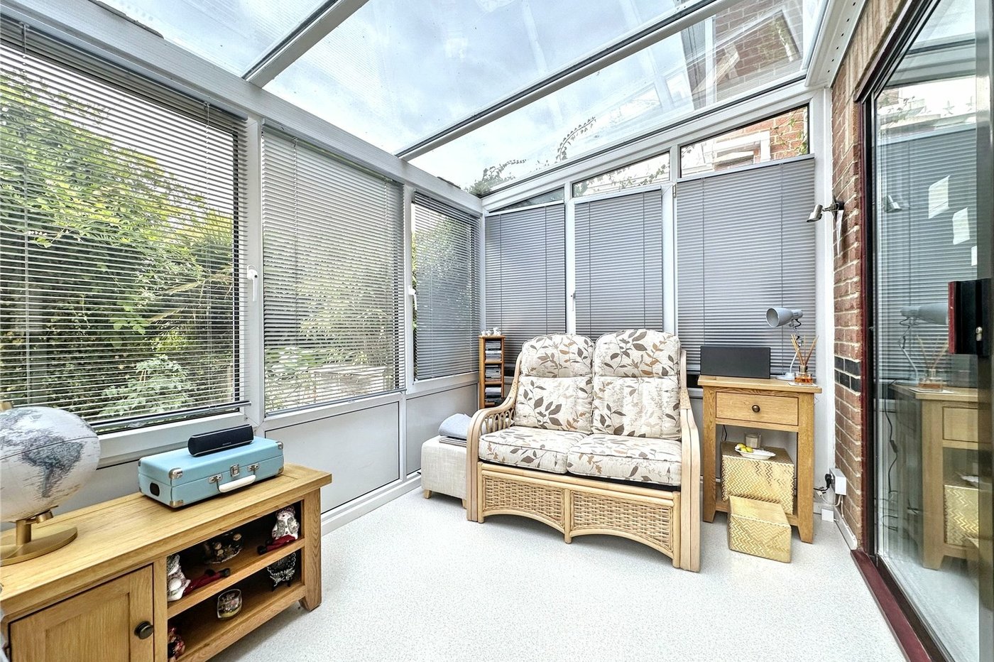 3 bedroom house for sale in Rainham | Robinson Michael & Jackson