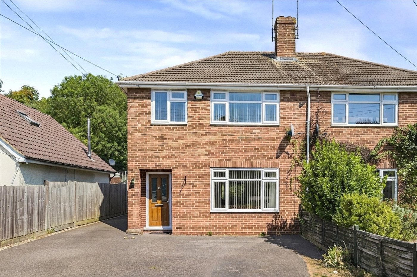 3 bedroom house for sale in Cuxton | Robinson Michael & Jackson