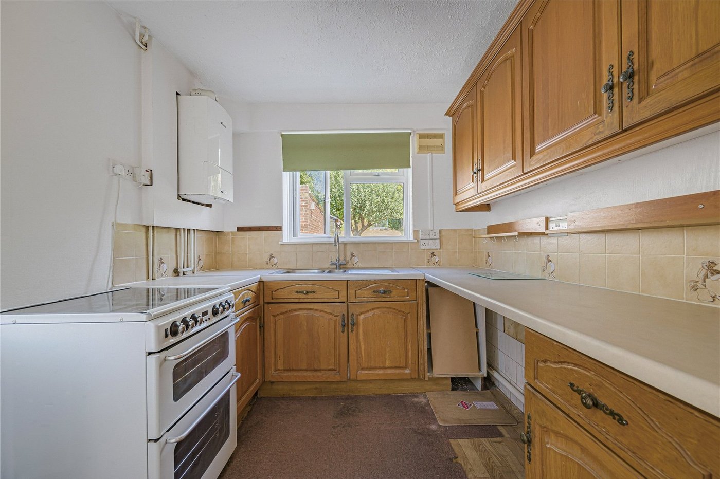 3 bedroom house for sale in Cuxton | Robinson Michael & Jackson