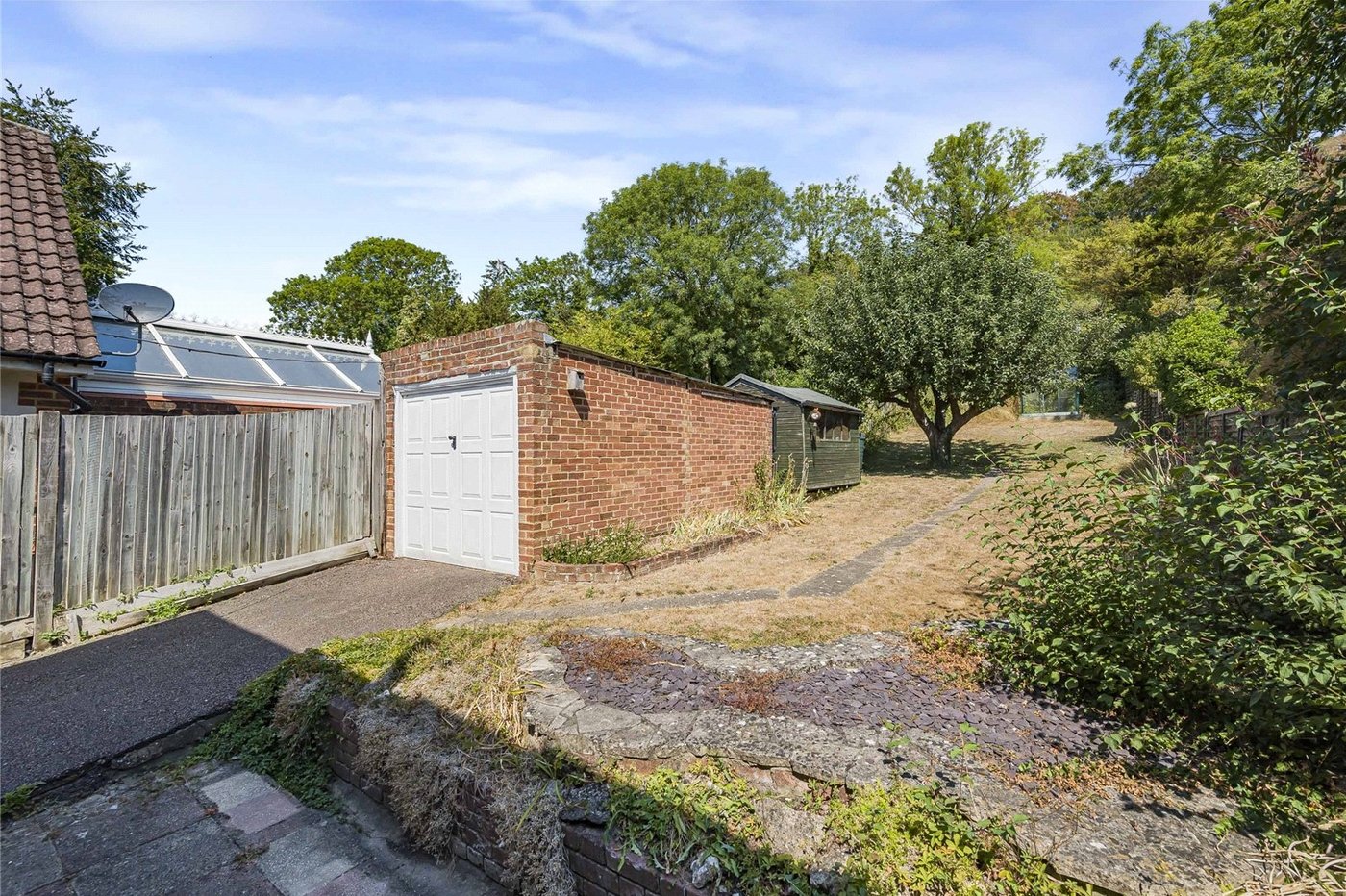 3 bedroom house for sale in Cuxton | Robinson Michael & Jackson