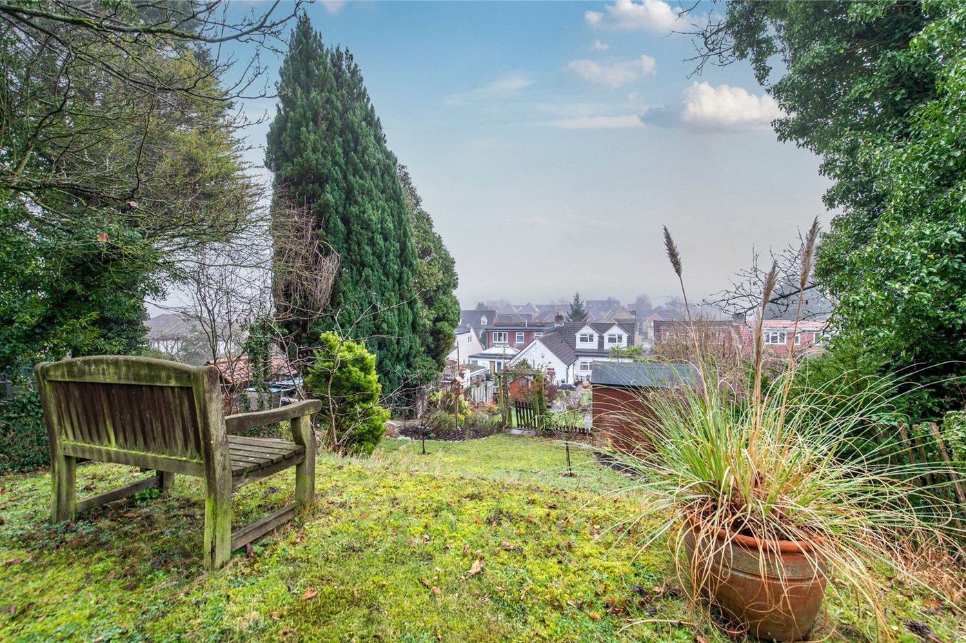 4 bedroom house for sale in Cuxton | Robinson Michael & Jackson