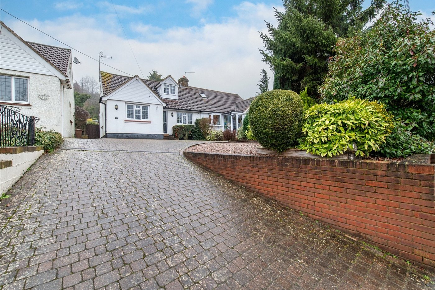 4 bedroom house for sale in Cuxton | Robinson Michael & Jackson