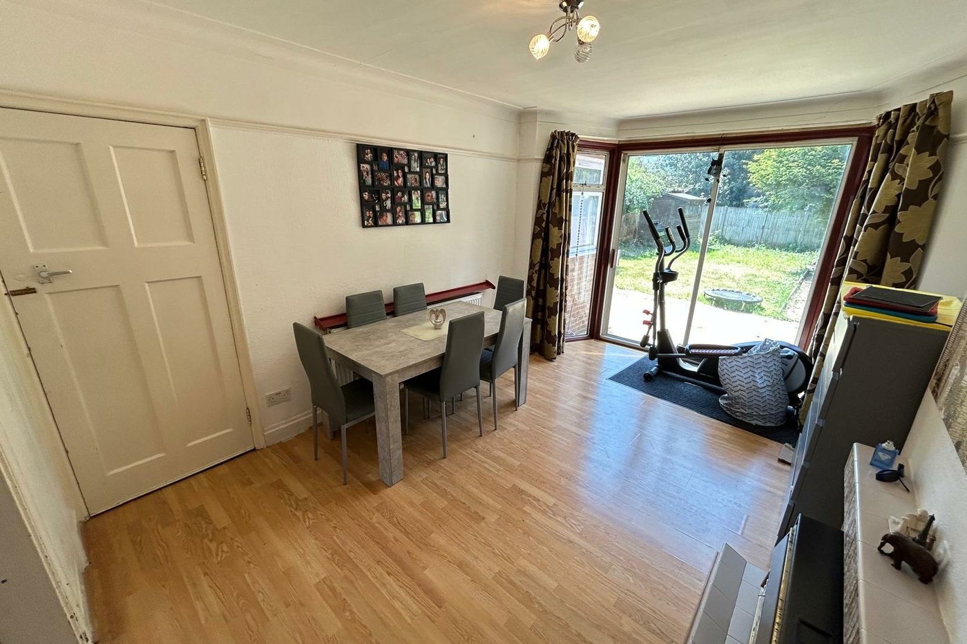 3 bedroom house for sale in Shooters Hill | Robinson Jackson