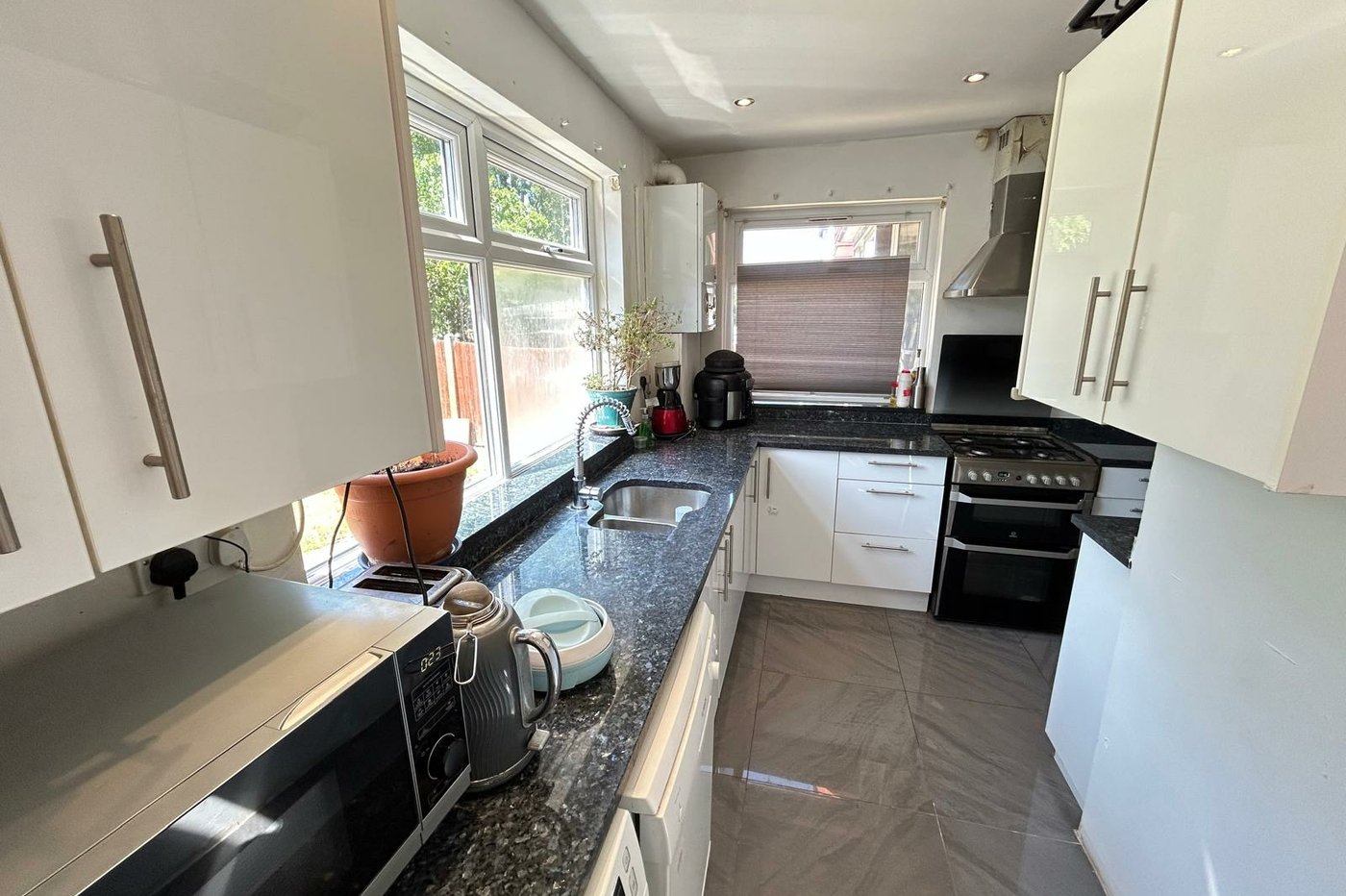 3 bedroom house for sale in Shooters Hill | Robinson Jackson
