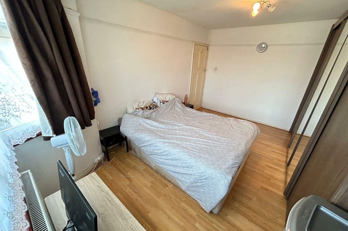 3 bedroom house for sale in Shooters Hill | Robinson Jackson