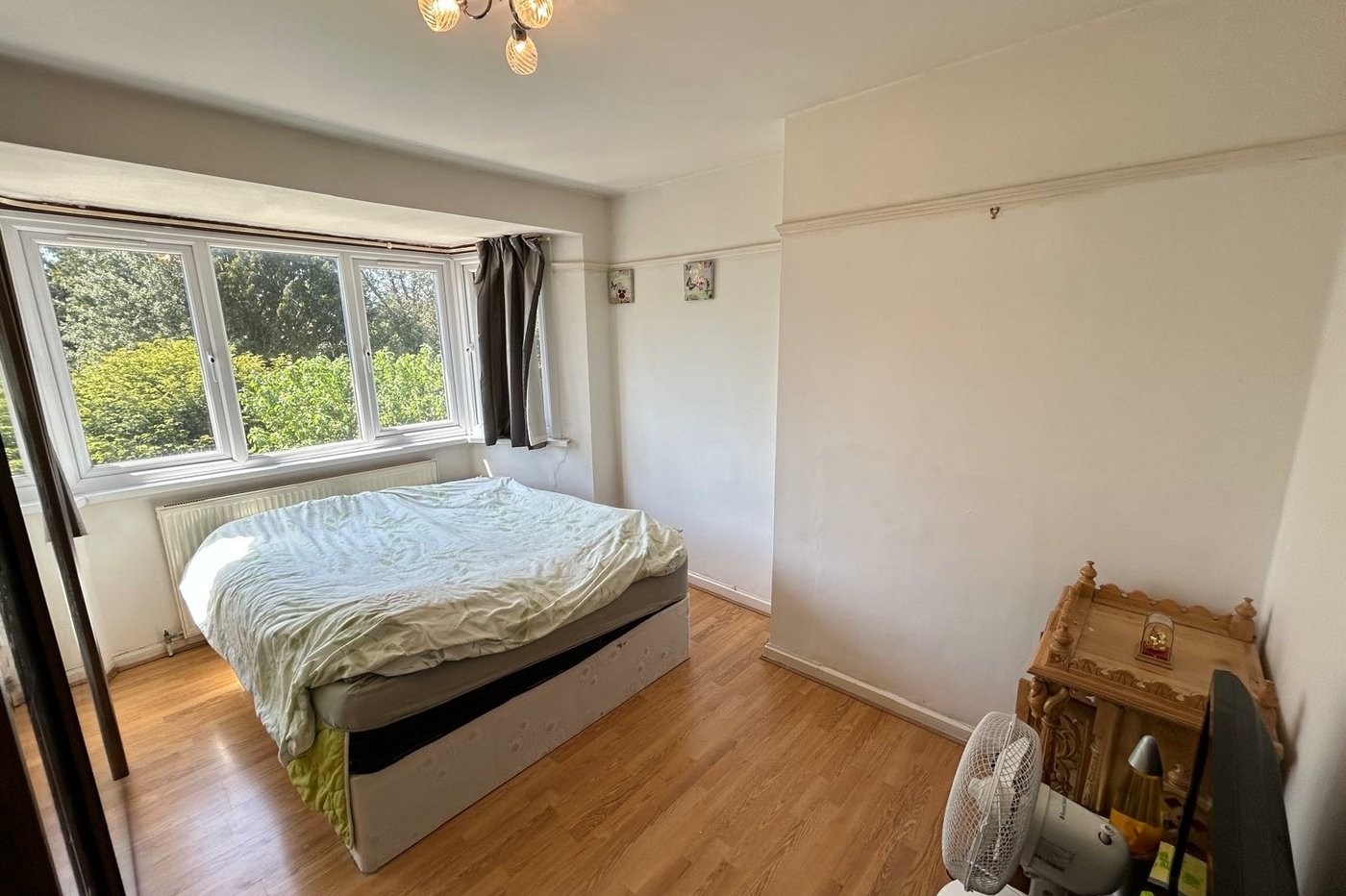 3 bedroom house for sale in Shooters Hill | Robinson Jackson