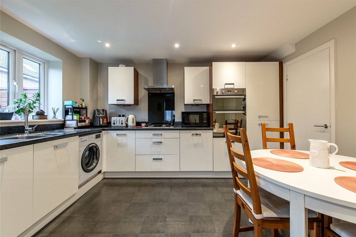 3 bedroom property for sale in Minster on Sea | Robinson Michael & Jackson