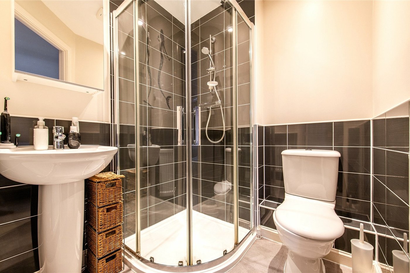 3 bedroom property for sale in Minster on Sea | Robinson Michael & Jackson