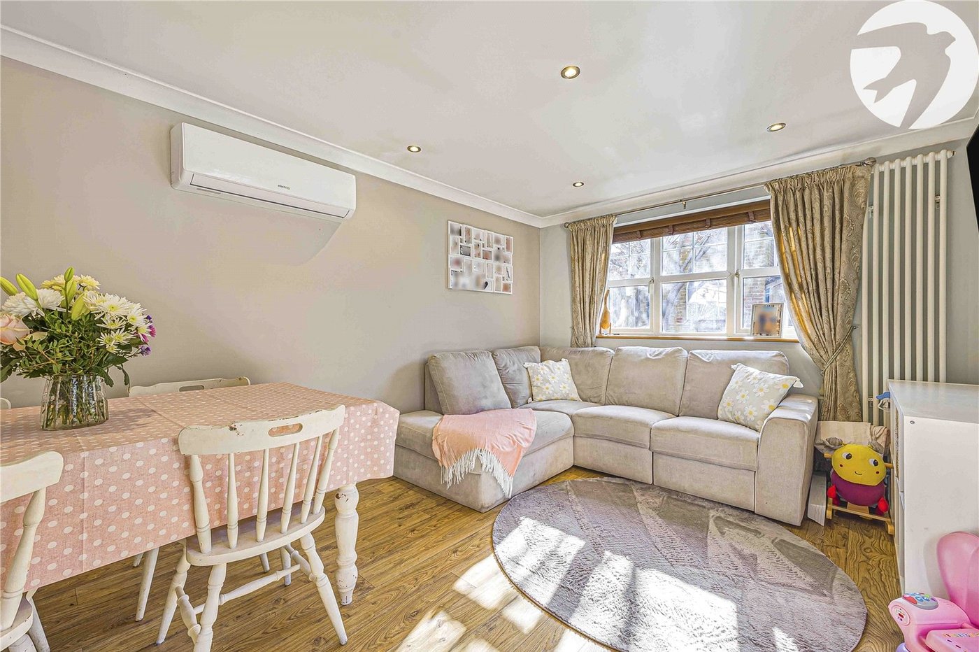 4 bedroom house for sale in Wainscott | Robinson Michael & Jackson