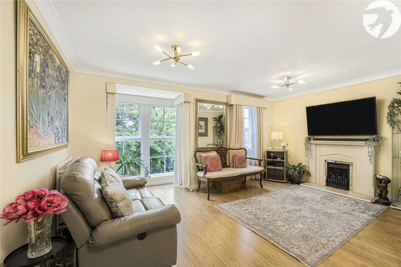 4 bedroom property for sale in Greenhithe | Robinson Jackson