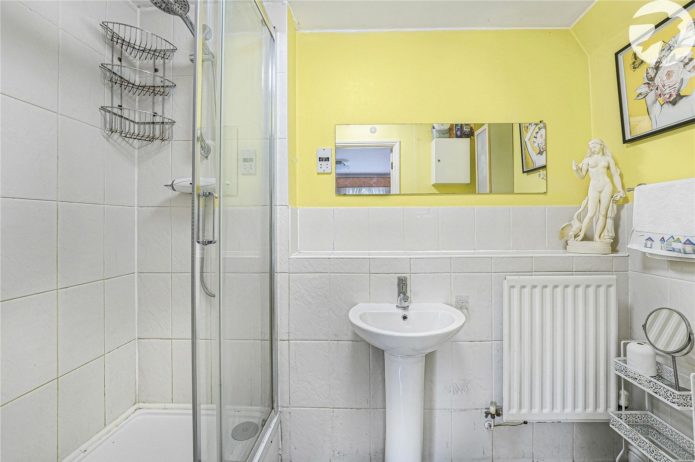 4 bedroom property for sale in Greenhithe | Robinson Jackson