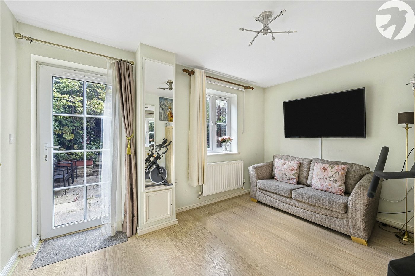 4 bedroom property for sale in Greenhithe | Robinson Jackson