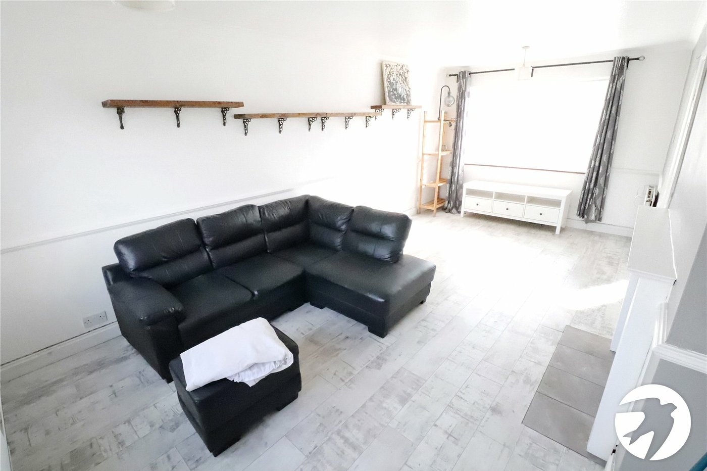 3 bedroom property for sale in Belvedere | Robinson Jackson