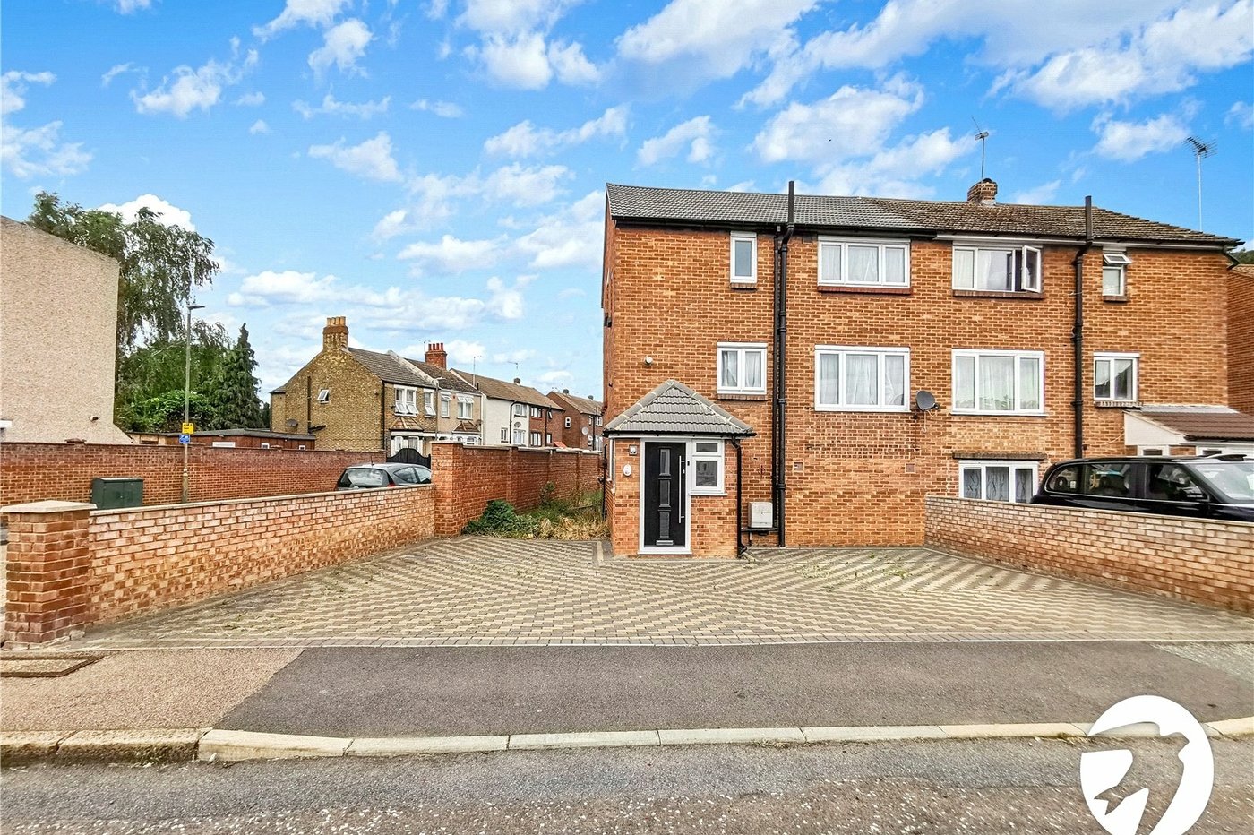 3 bedroom property for sale in Belvedere | Robinson Jackson