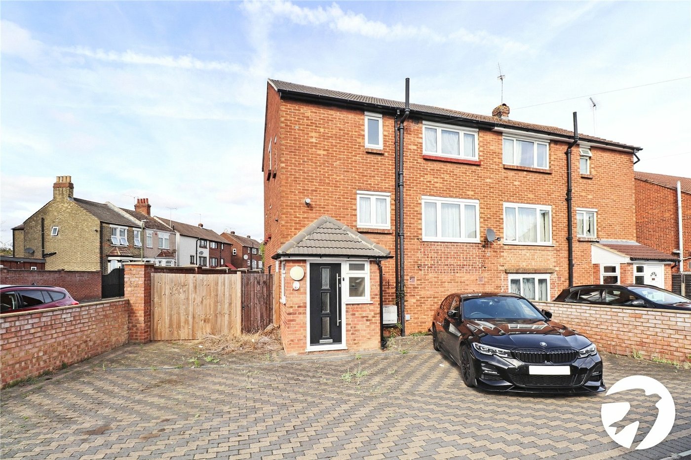 3 bedroom property for sale in Belvedere | Robinson Jackson