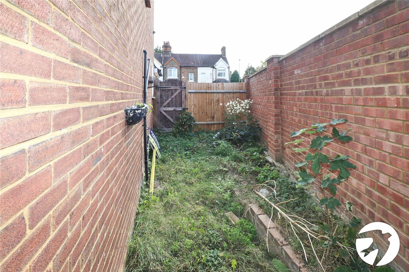 3 bedroom property for sale in Belvedere | Robinson Jackson