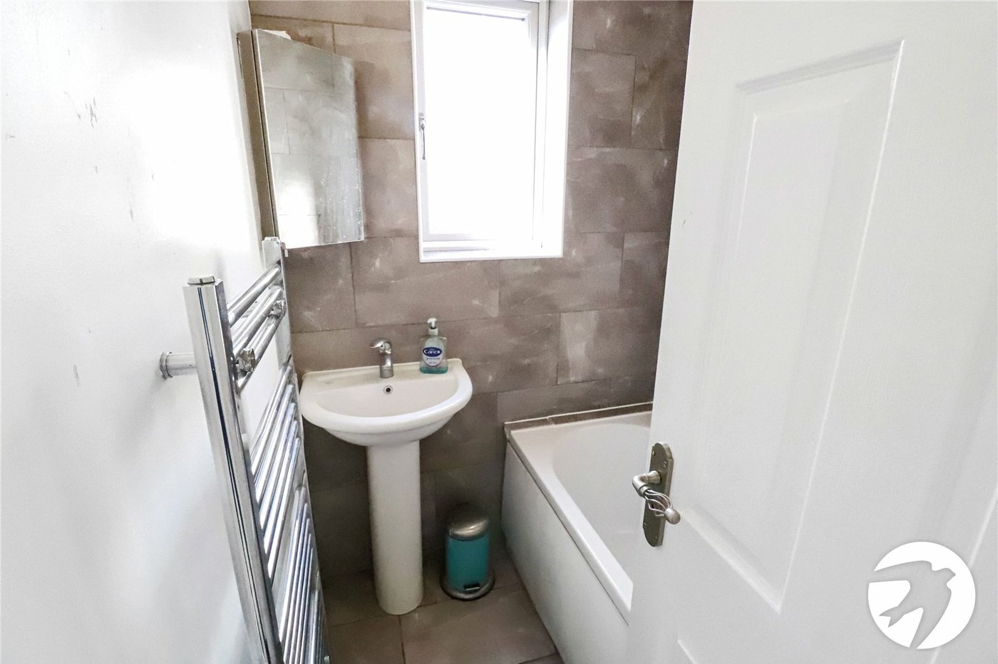 3 bedroom property for sale in Belvedere | Robinson Jackson