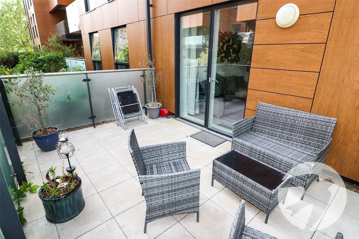 2 bedroom property for sale in Erith | Robinson Jackson