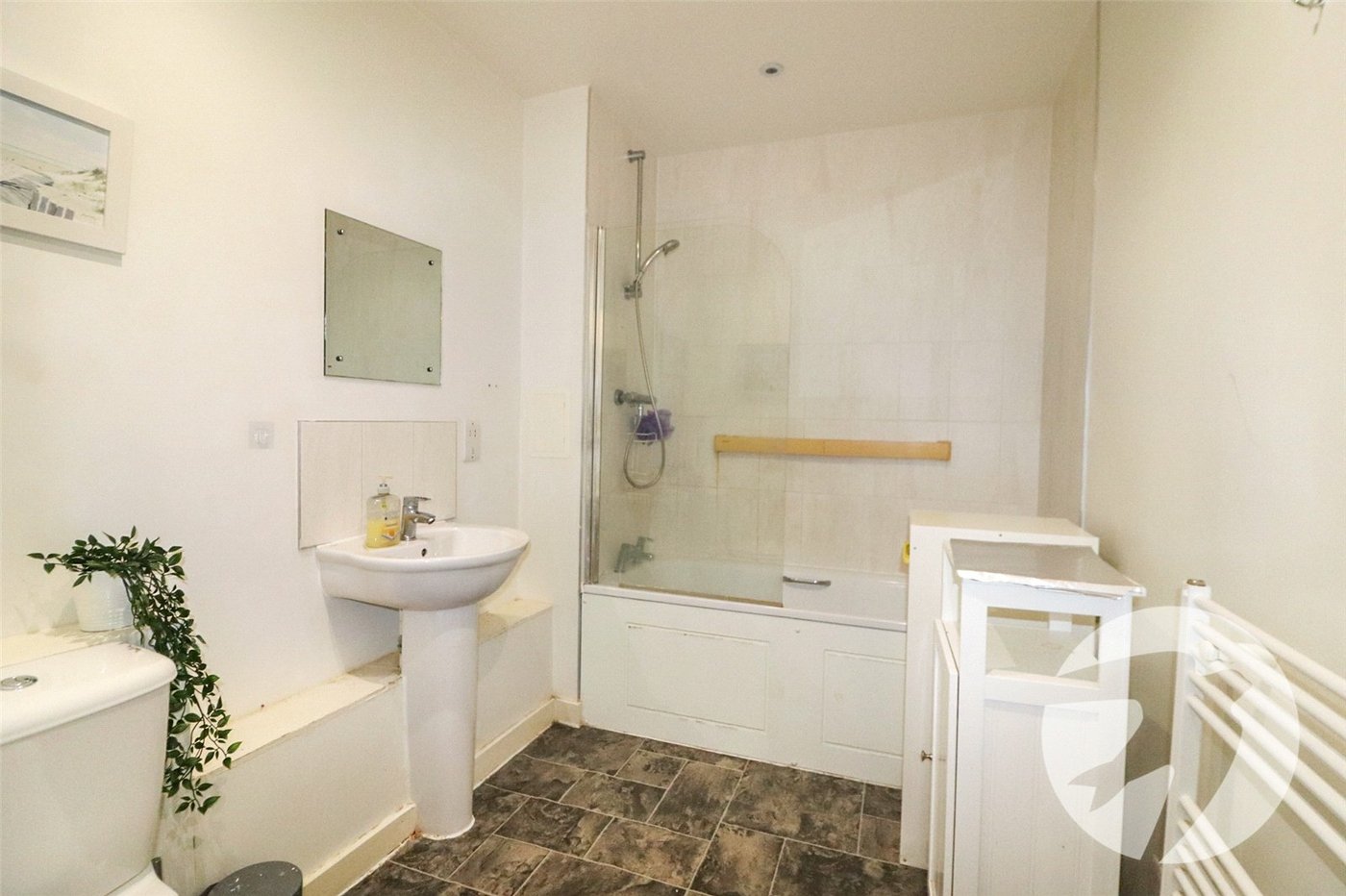 2 bedroom property for sale in Erith | Robinson Jackson