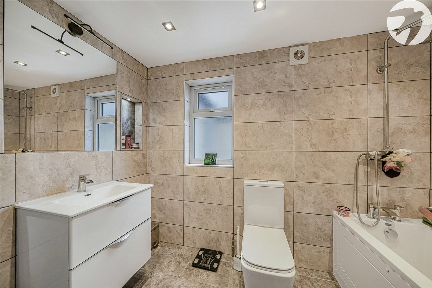 3 bedroom house for sale in Woolwich | Robinson Jackson