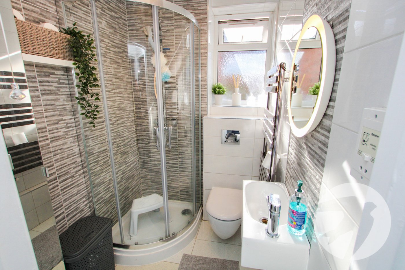 2 bedroom property for sale in Eltham | Robinson Jackson