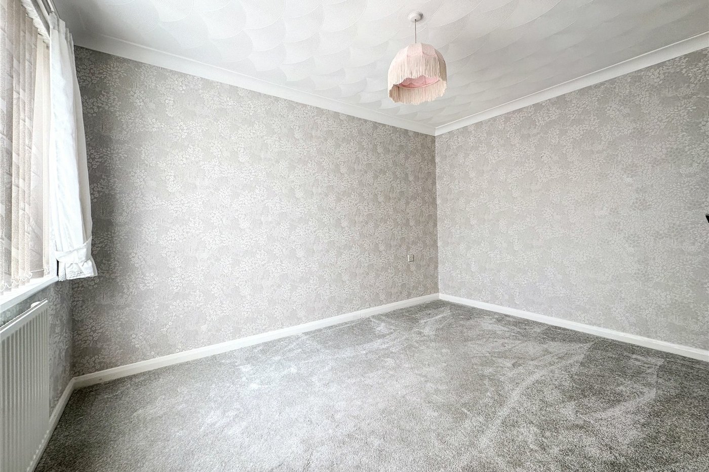 2 bedroom bungalow for sale in Rainham | Robinson Michael & Jackson