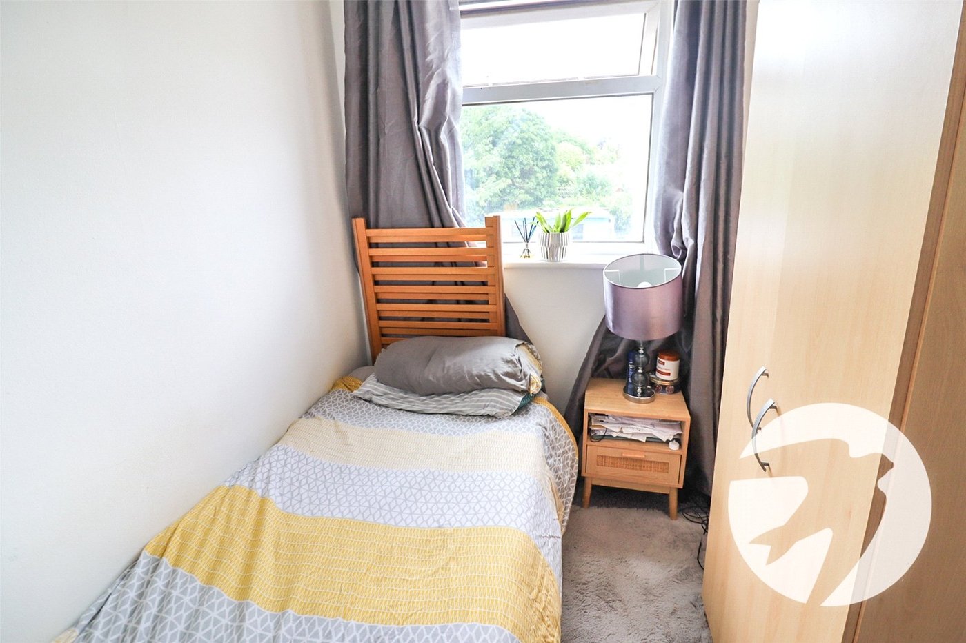 2 bedroom property for sale in Northumberland Heath | Robinson Jackson