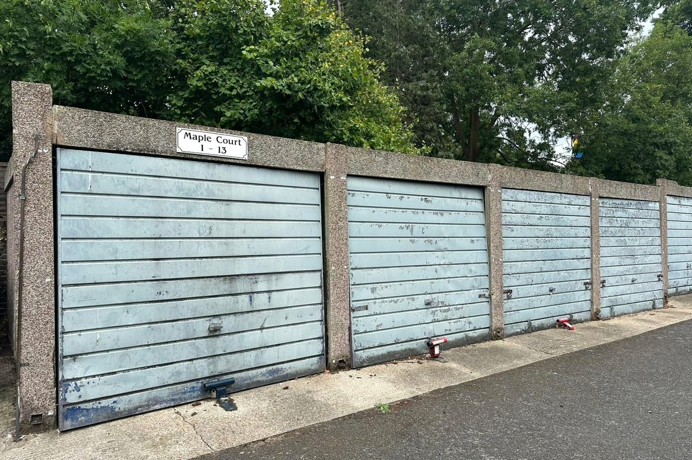 2 bedroom property for sale in London | Robinson Jackson