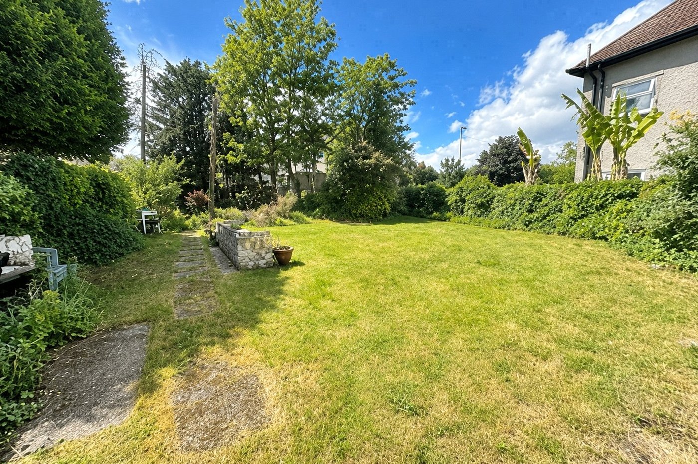 2 bedroom property for sale in London | Robinson Jackson