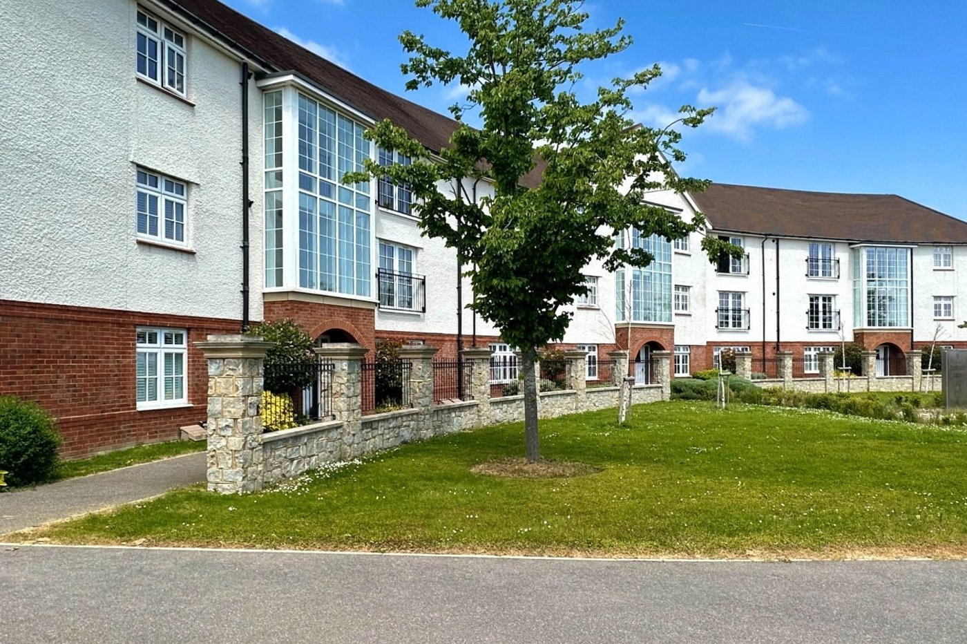 2 bedroom property for sale in Weldon | Robinson Jackson