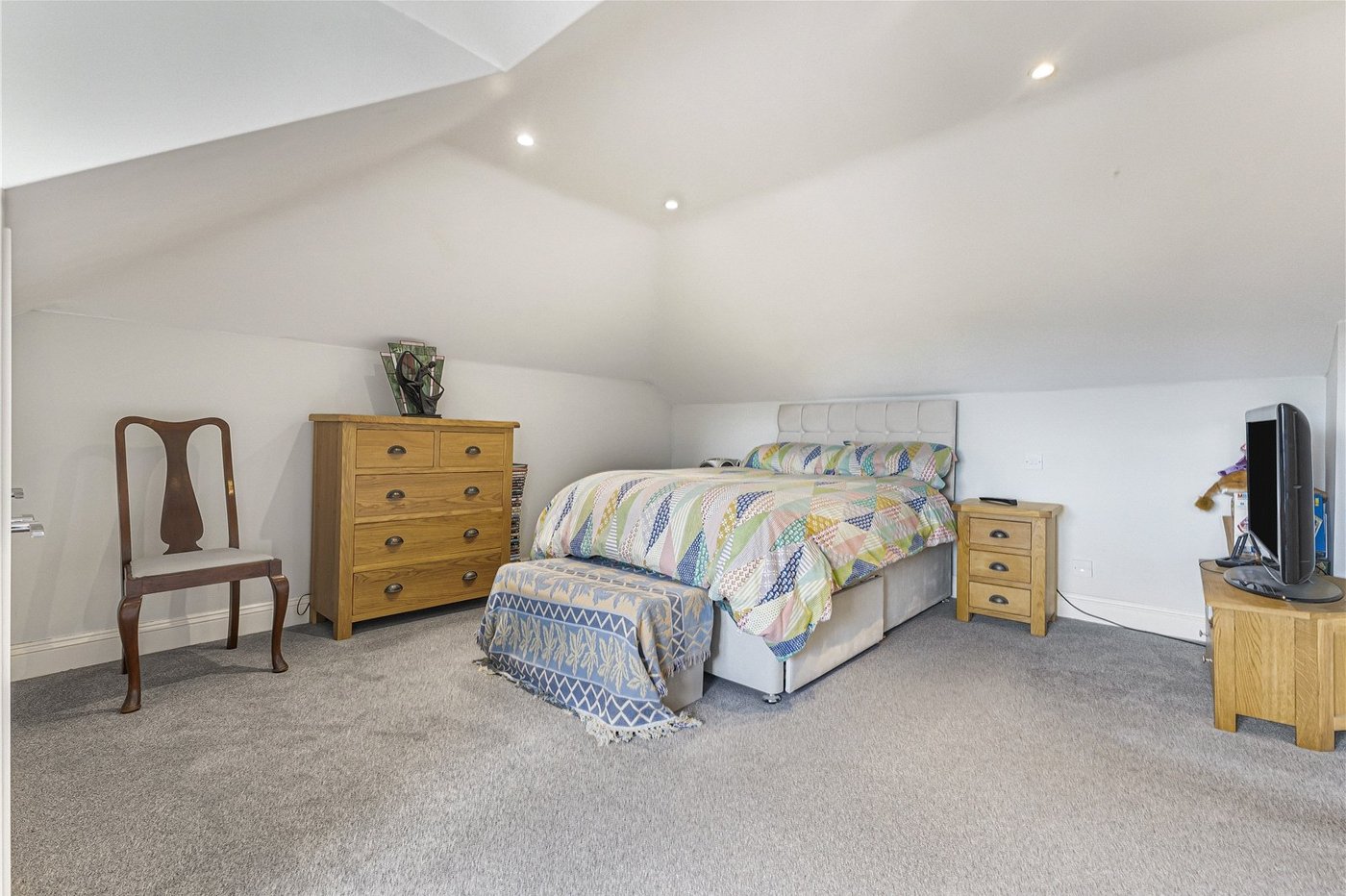 1 bedroom property for sale in Green Court Road | Robinson Jackson