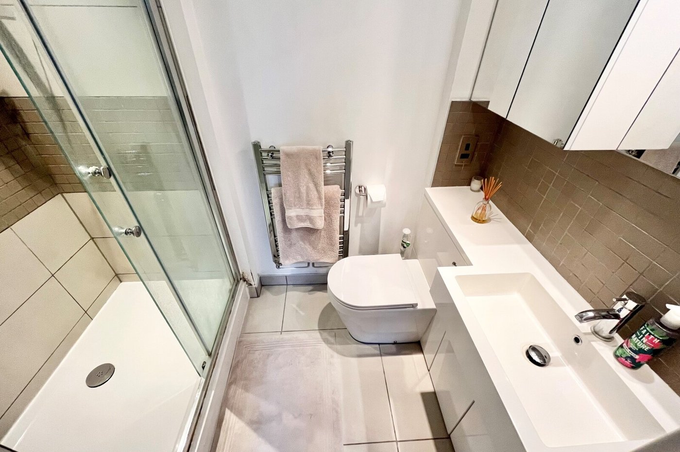 2 bedroom property for sale in 110 Main Road | Robinson Jackson