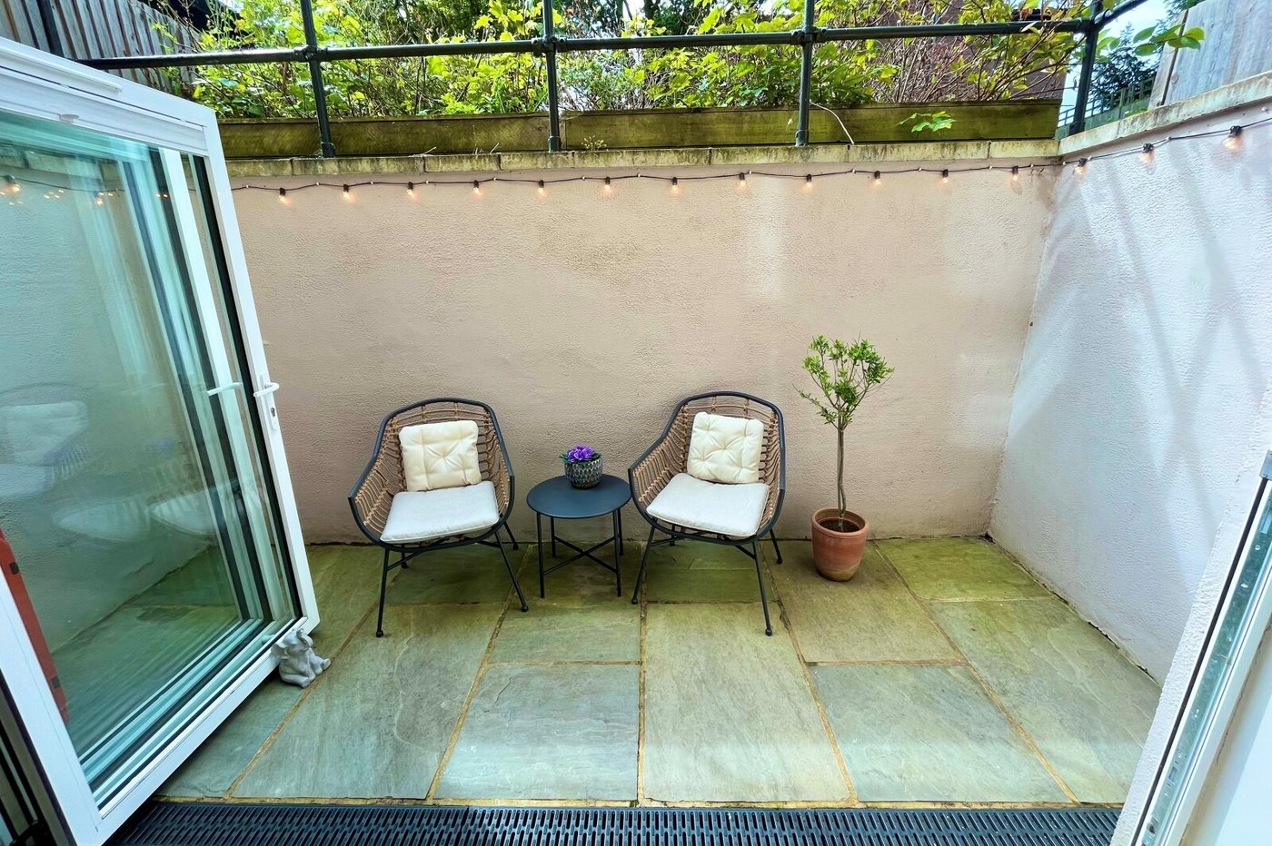 2 bedroom property for sale in 110 Main Road | Robinson Jackson