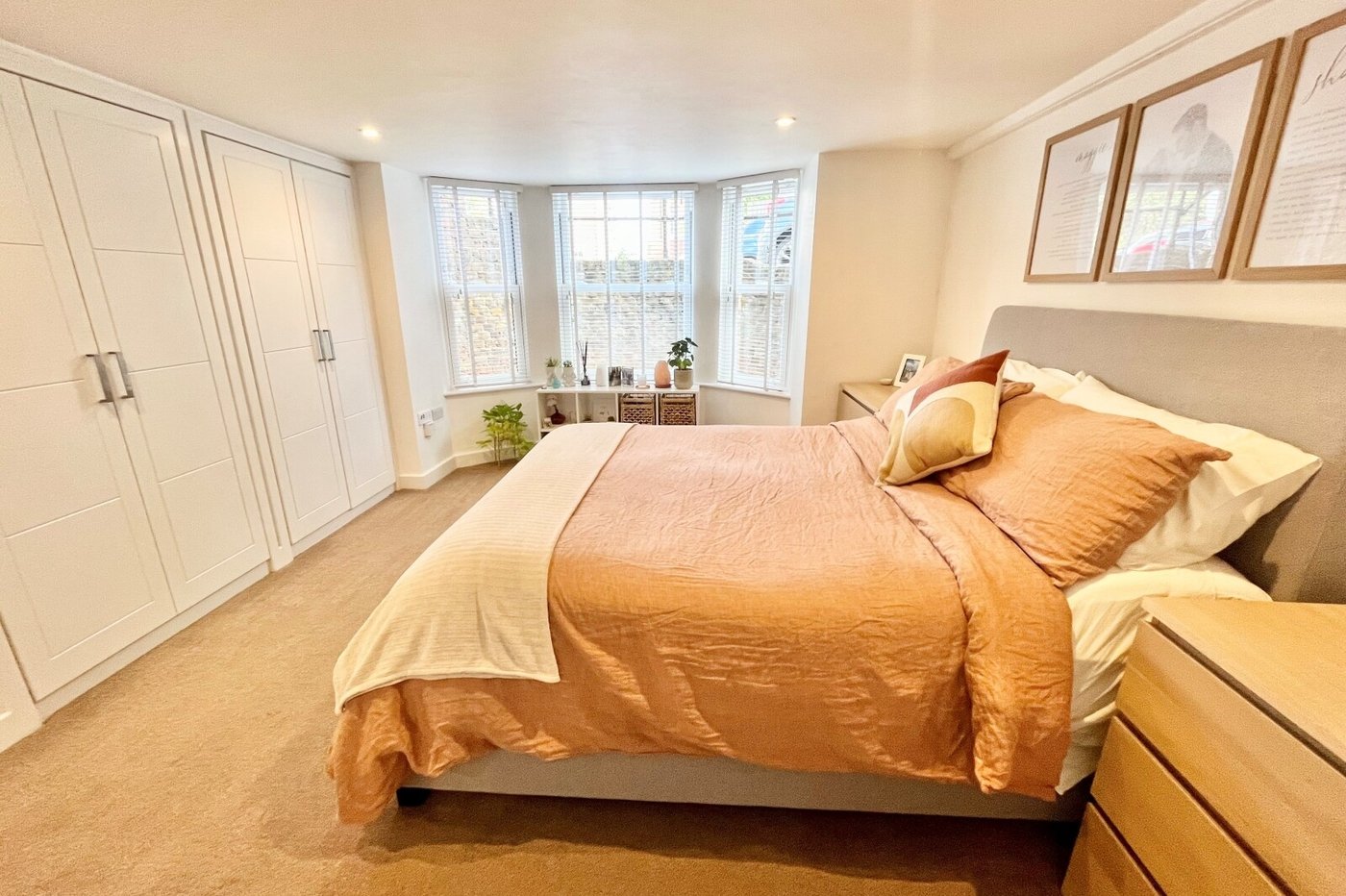 2 bedroom property for sale in 110 Main Road | Robinson Jackson