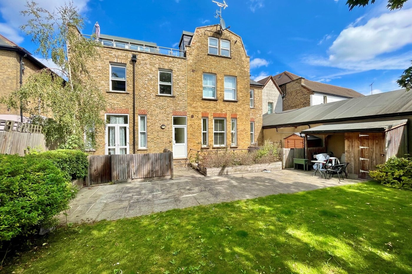 2 bedroom property for sale in 110 Main Road | Robinson Jackson