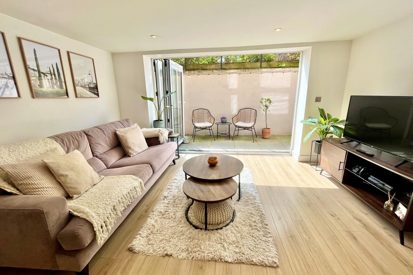 2 bedroom property for sale in 110 Main Road | Robinson Jackson