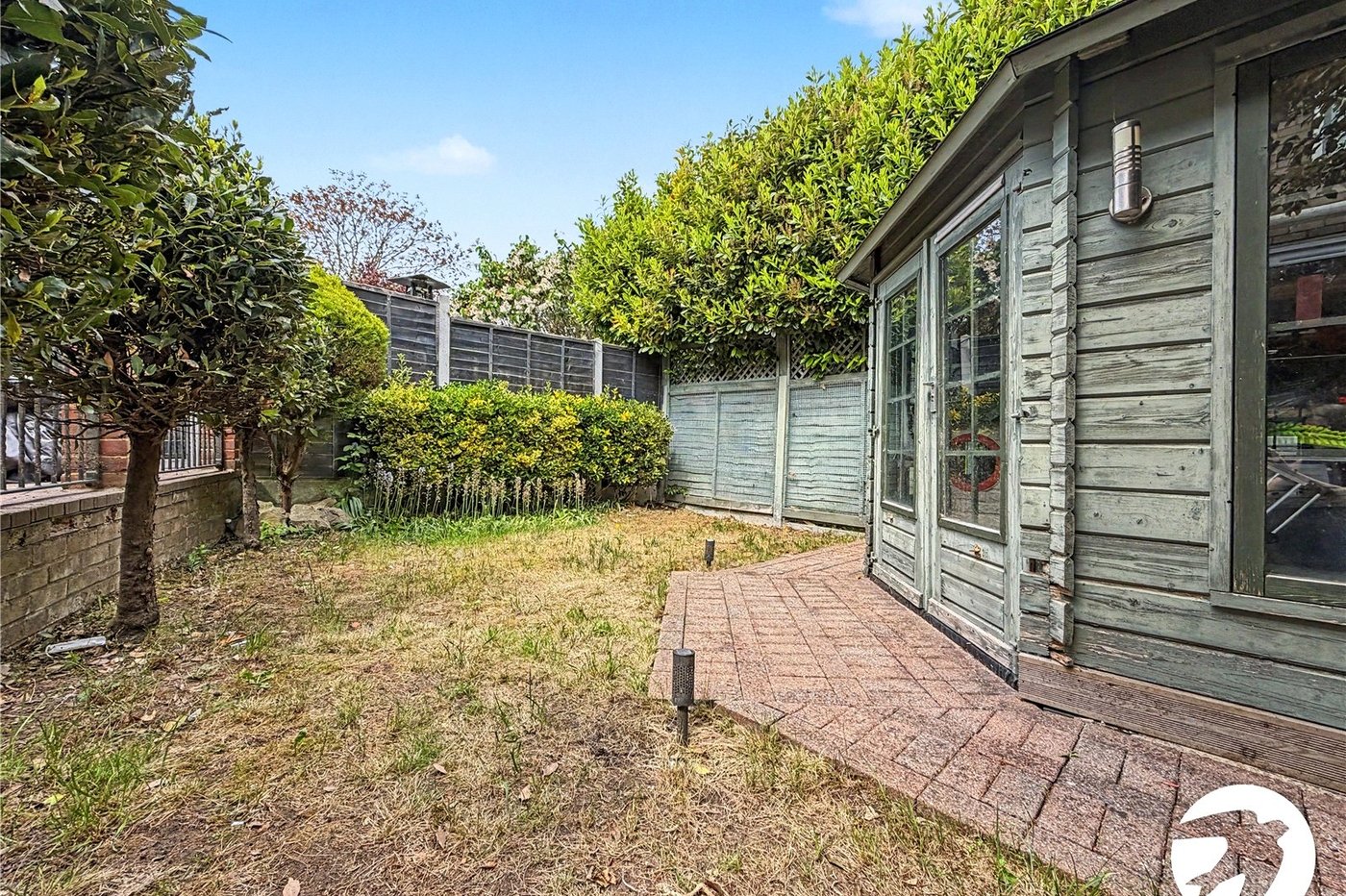 3 bedroom house for sale in Rochester | Robinson Michael & Jackson