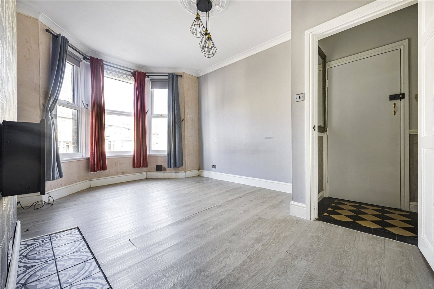 2 bedroom property for sale in Gillingham | Robinson Michael & Jackson