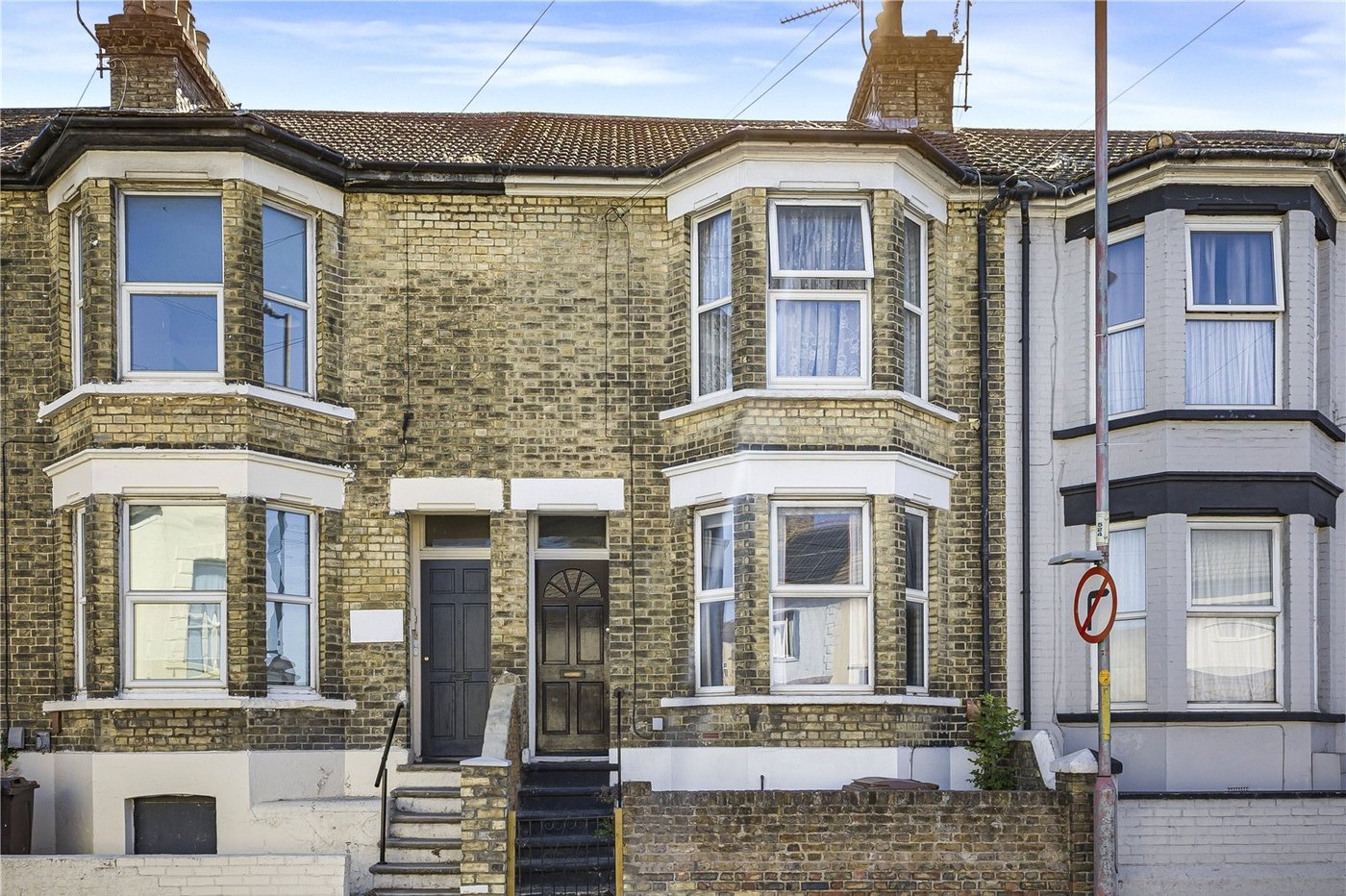 2 bedroom property for sale in Gillingham | Robinson Michael & Jackson