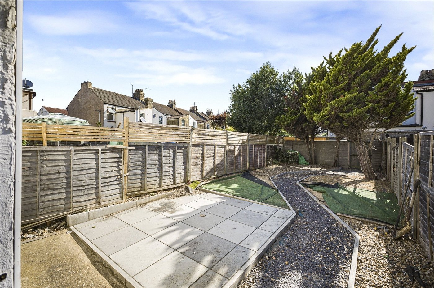 2 bedroom property for sale in Gillingham | Robinson Michael & Jackson