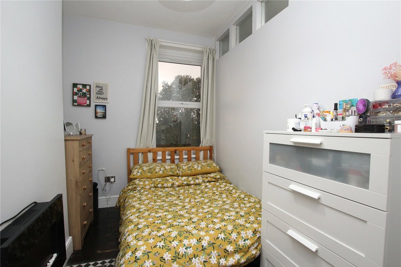1 bedroom property for sale in Shooters Hill | Robinson Jackson