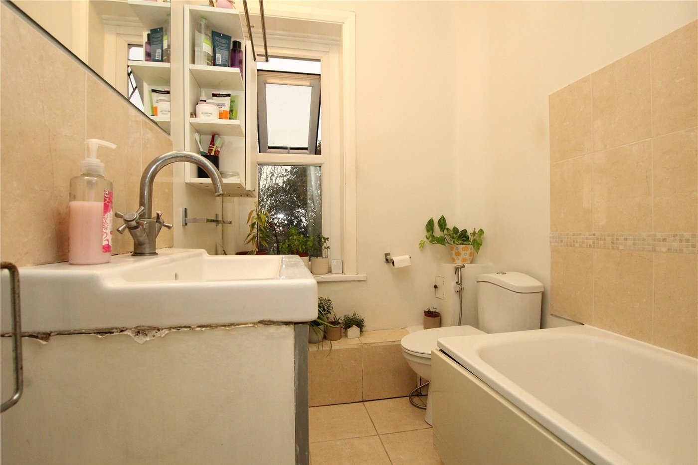 1 bedroom property for sale in Shooters Hill | Robinson Jackson