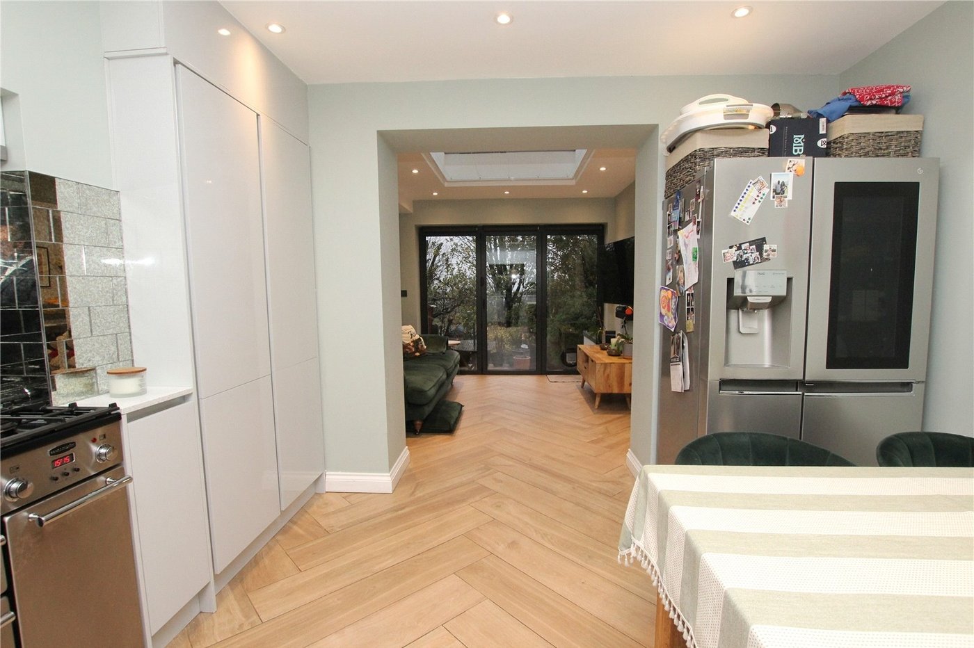 2 bedroom property for sale in Shooters Hill | Robinson Jackson