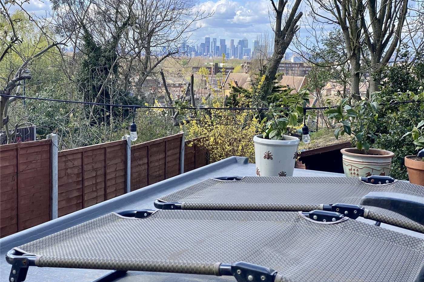 2 bedroom property for sale in Shooters Hill | Robinson Jackson