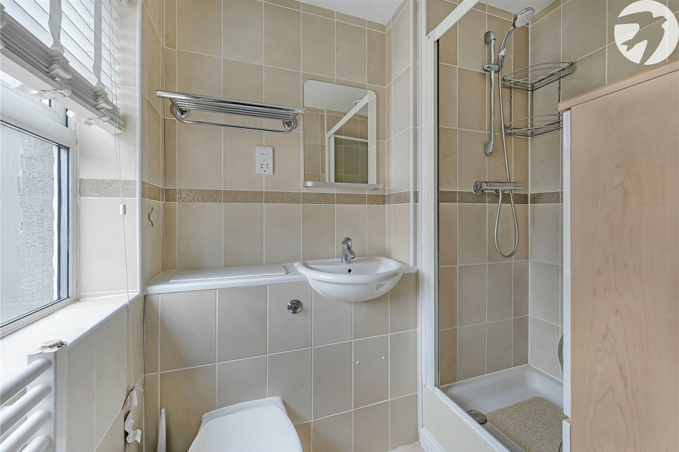 2 bedroom property for sale in Greenhithe | Robinson Jackson