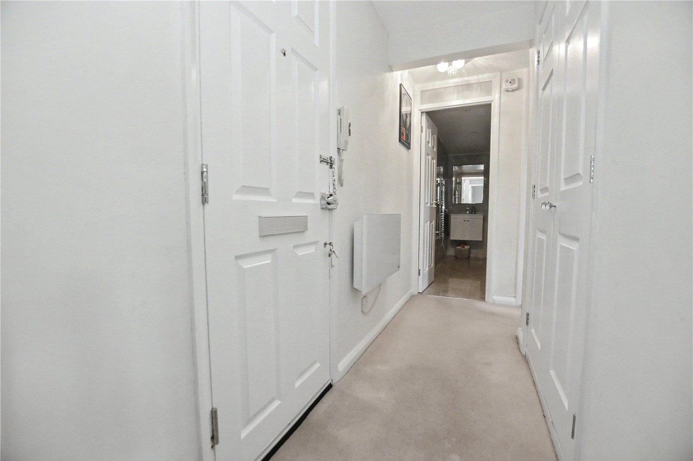 2 bedroom property for sale in Gravel Hill Close | Robinson Jackson