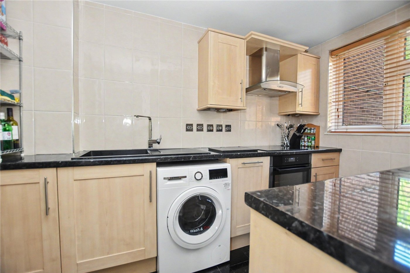 2 bedroom property for sale in Gravel Hill Close | Robinson Jackson